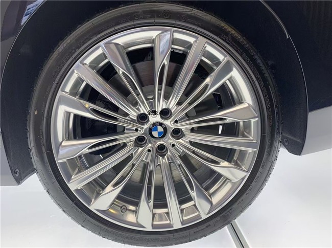 2021款宝马M760Li 耀影版价格试驾视频 
