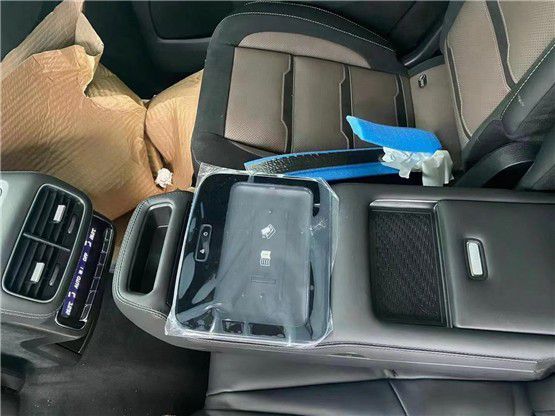 2021款奔驰GLS63更加轩昂大气备受瞩目 