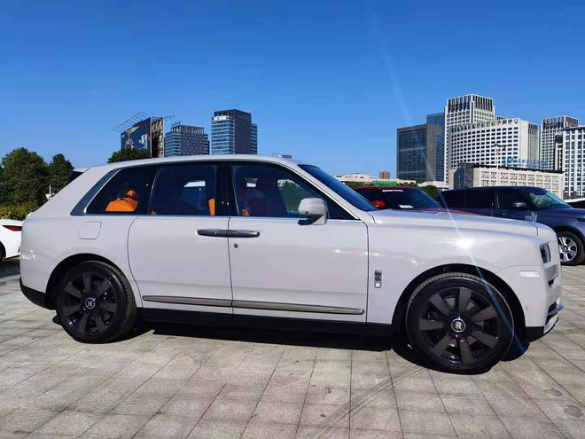 2021款劳斯莱斯库里南SUV里的终极座驾 