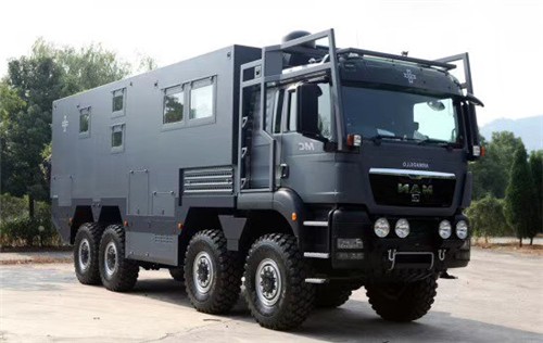 21款德国曼8X8越野房车越野王者座驾   
