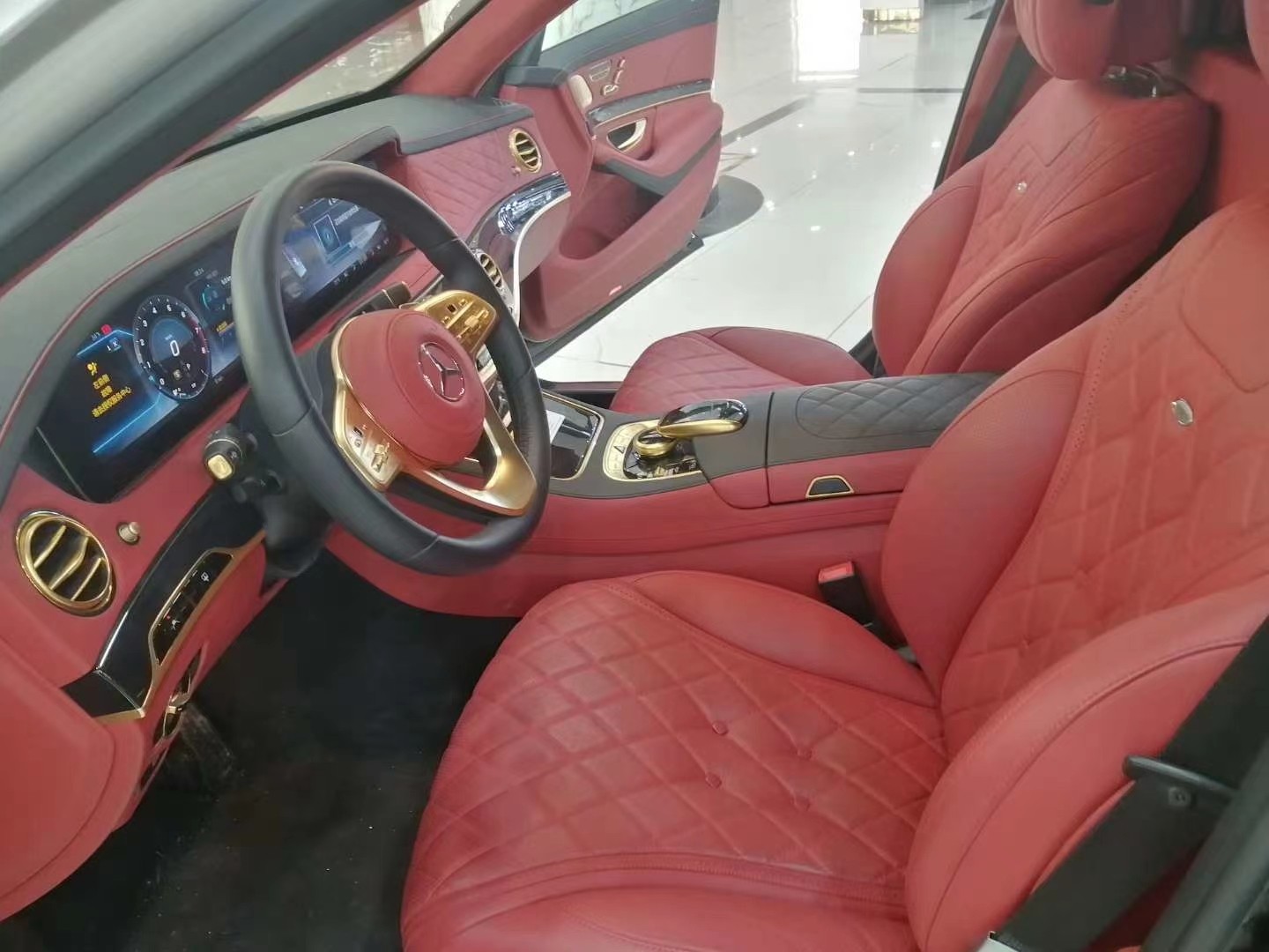 21款奔驰迈巴赫加长S450普尔曼5.98米  