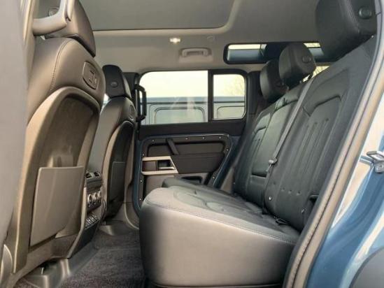 2021款路虎卫士国六预售动力领先能力强