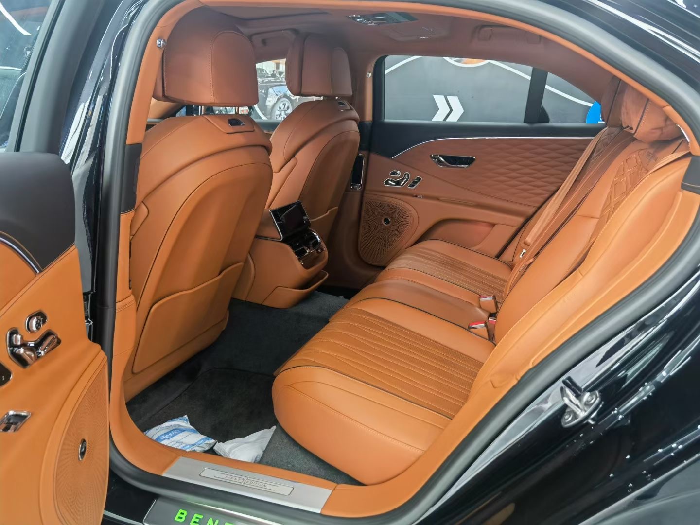 宾利飞驰首发限量版直击底价送豪华礼包