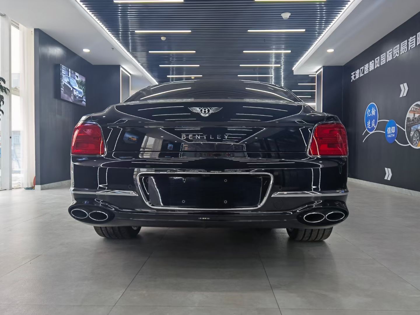 宾利飞驰首发限量版直击底价送豪华礼包