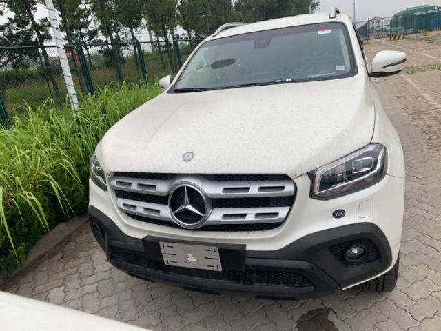 19款奔驰X250现车 包包税只要38.5万   