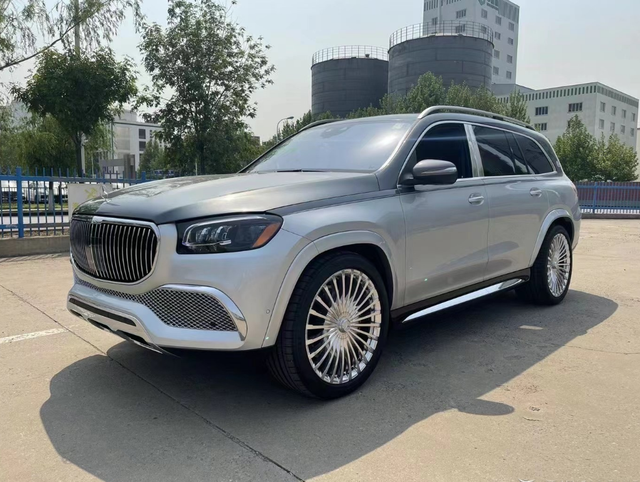 美规奔驰迈巴赫GLS600 双拼色现车供应 