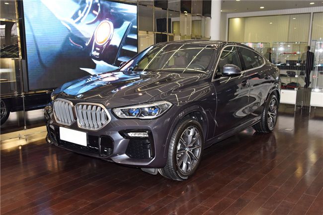武汉（进口）宝马X6售76.69万元起 颜色较齐全