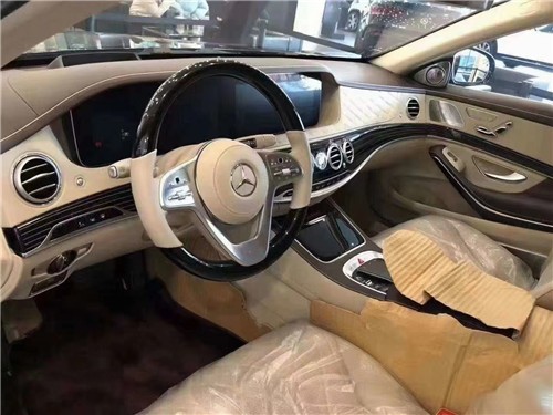 21款奔驰迈巴赫S680普尔曼防弹加长6.5 