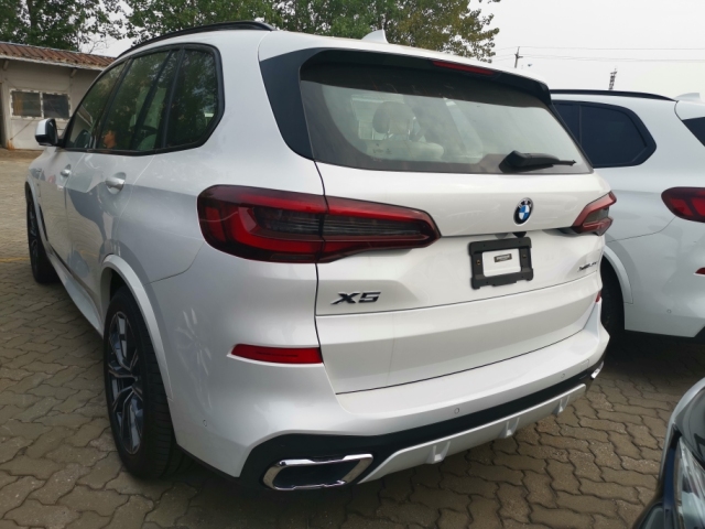21款宝马X5 3.0T国六报 价优惠20万    