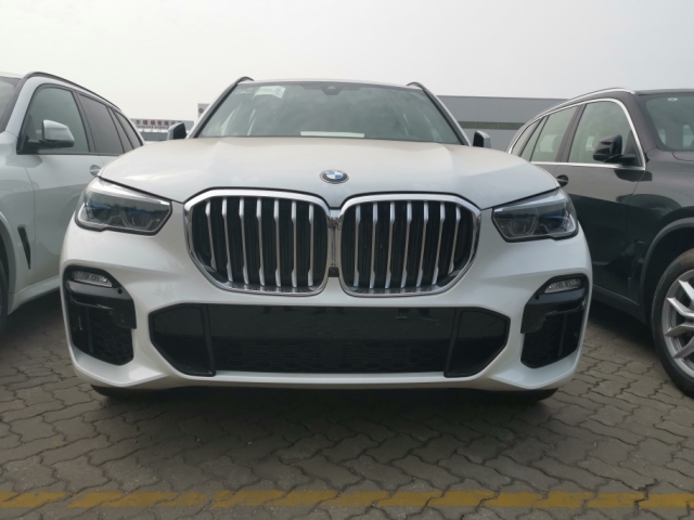 21款宝马X5 3.0T国六报 价优惠20万    