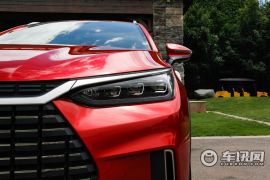 比亚迪-唐EV- 四驱高性能版创世旗舰型  ￥31.48