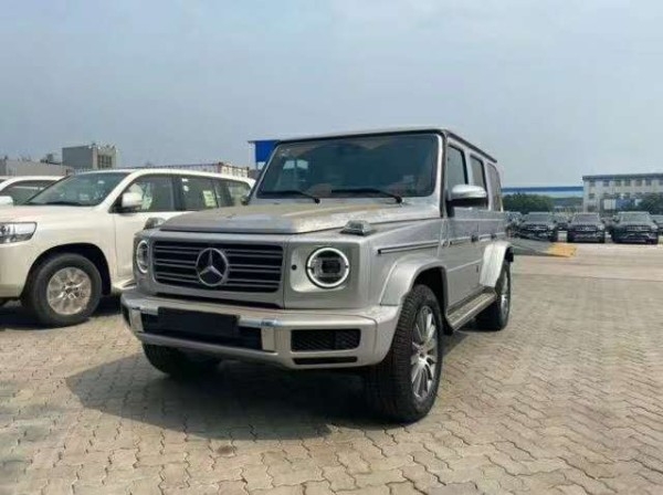 2021款奔驰G500国六排放限时送千万好礼