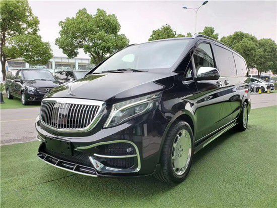 2021款奔驰V260定制罗伦士版现车价格低