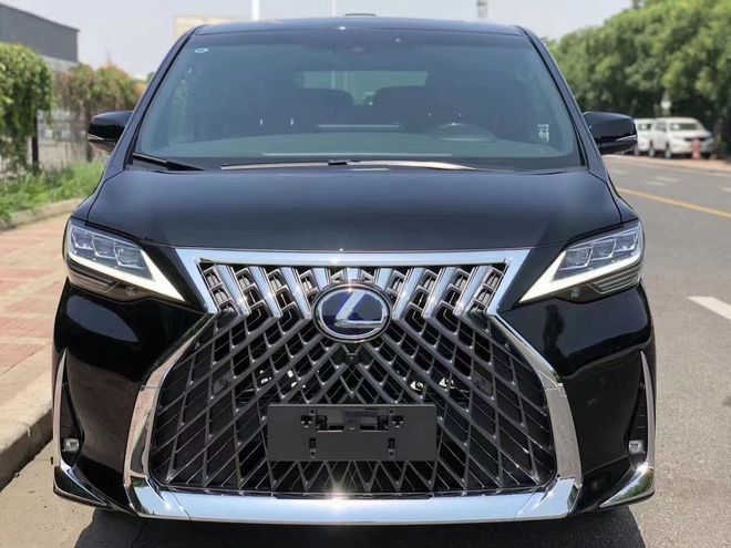 雷克萨斯LM300四座价格港口直降30万