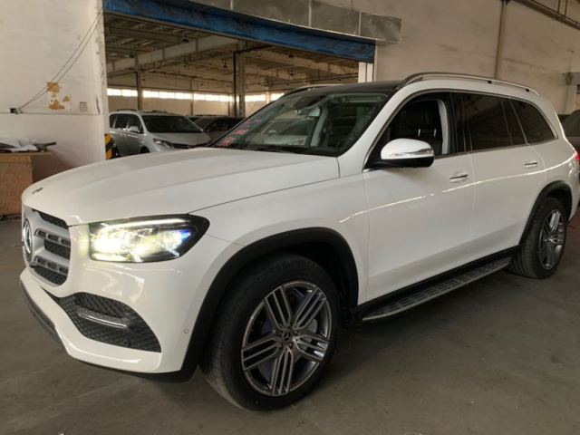 21款奔驰GLS580国六全新上市 报价144起