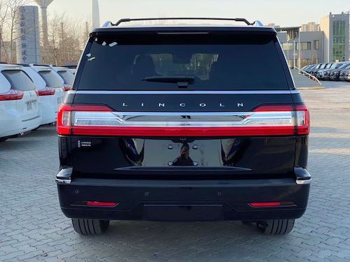 2021款林肯领航员意想不到的超大空间