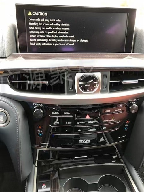 21平行进口雷克萨斯LX570黑武士限量版 