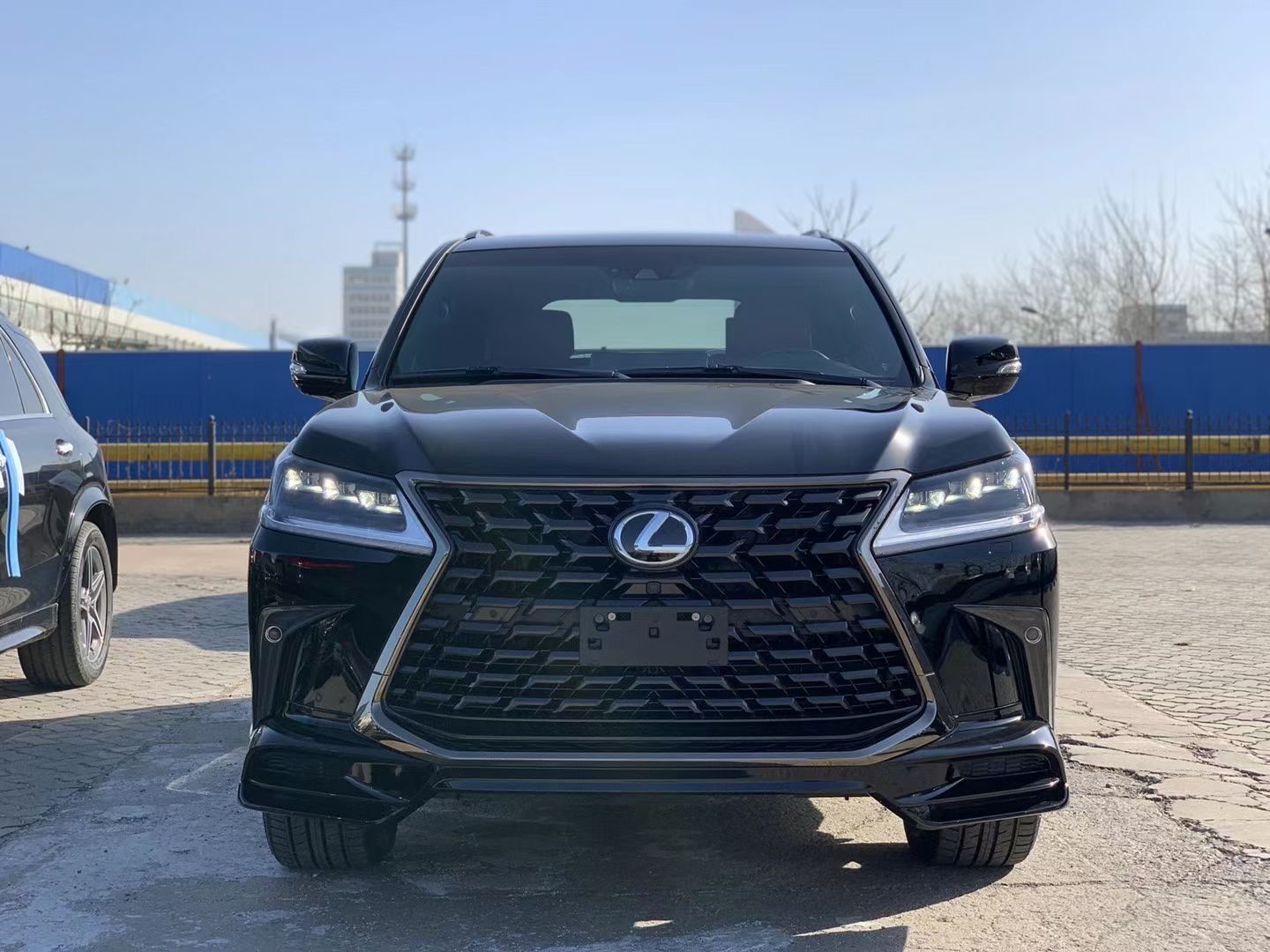 21款全新加版雷克萨斯LX570国六已开号 