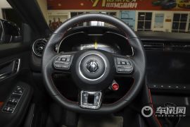 上汽集团-MG6-1.5T 自动Trophy旗舰版