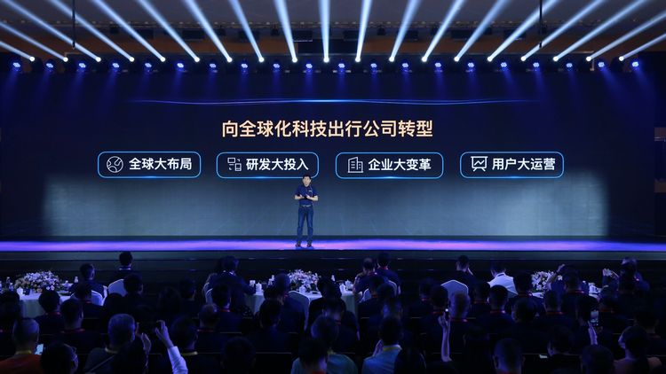 目标年销400万辆，长城汽车“绿智潮玩”2025战略正式发布
