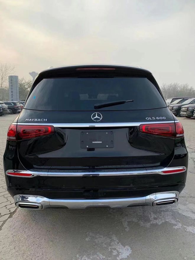 奔驰gls600迈巴赫,奔驰gls600迈巴赫报价 奔驰迈巴赫gls600拥有者绝非一般人