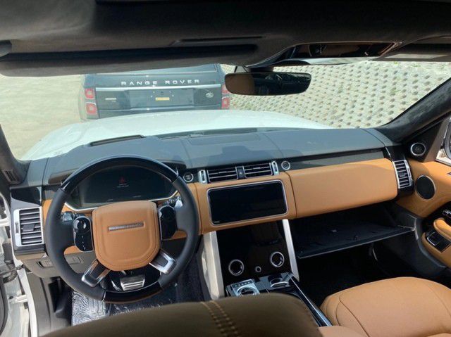 路虎揽胜行政3.0汽油创世加长顶配价格 