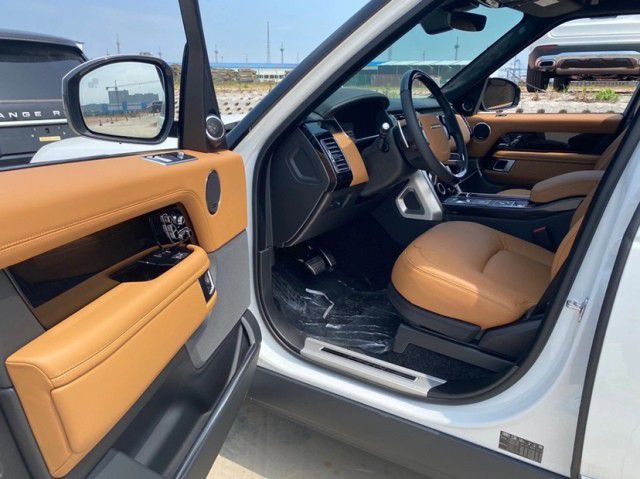 路虎揽胜行政3.0汽油创世加长顶配价格 