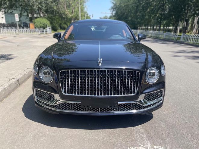 新一代宾利飞驰报价 港口现车直发全国 