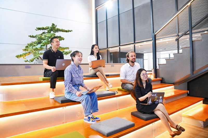 全新戴姆勒中国研发技术中心启用 首批研发人员入驻