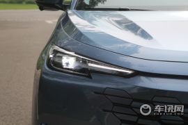 长安汽车-长安UNI-K-2.0T 全轮驱动尊贵型