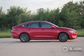 比亚迪-秦 PLUS-EV 600KM 旗舰型