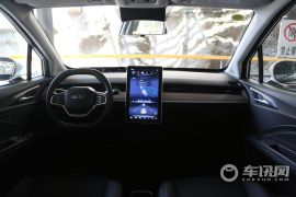 合众汽车-哪吒V-长续航智享版升级型