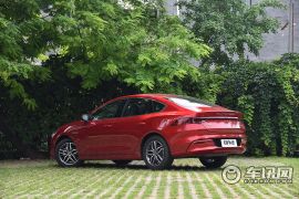 比亚迪-秦 PLUS-DM-i 120KM 旗舰型