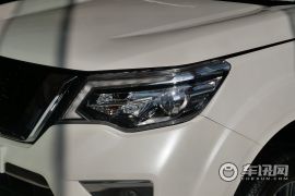 东风日产-途达-2.5L 自动四驱旗舰版