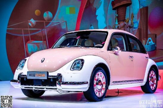 宝藏闺蜜欧拉芭蕾猫亮相成都车展，以复古风范引领潮流