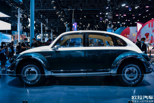 打造文艺女神范儿，欧拉朋克猫复古格调引爆成都车展