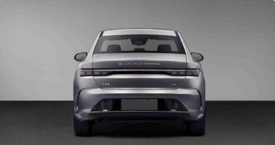 新知达人, 秦PLUS“亲兄弟”？比亚迪新款轿车申报 搭DM-i 价格香