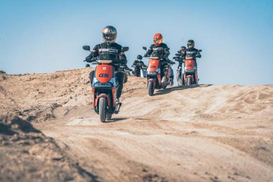 打破一切不可能,雅迪冠能2.0成功挑战“火星”地表骑行