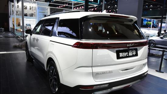 和丰田赛那一起“围剿”别克GL8，起亚嘉华的产品力够吗？