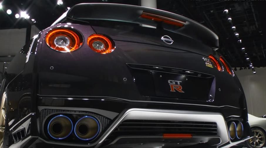 3.8T双涡轮增压，约合63.4万元起售，新款日产GT-R发布
