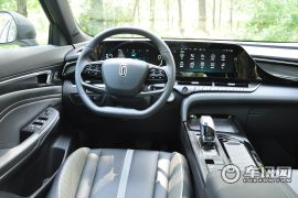 一汽奔腾-奔腾T55-1.5T 自动劲享·尊贵版