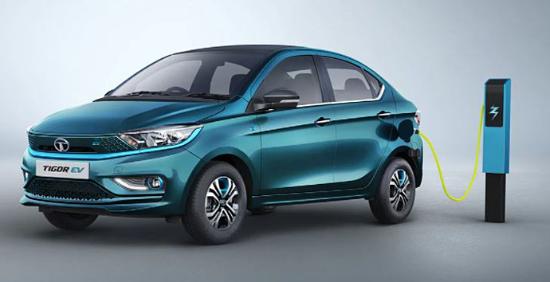ev印度的塔塔汽车公司也在 8 月推出了小型电池电动汽车 tigor ev