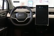 合众汽车-哪吒V-长续航娱乐版升级型