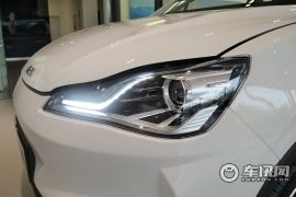 合众汽车-哪吒V-长续航娱乐版升级型