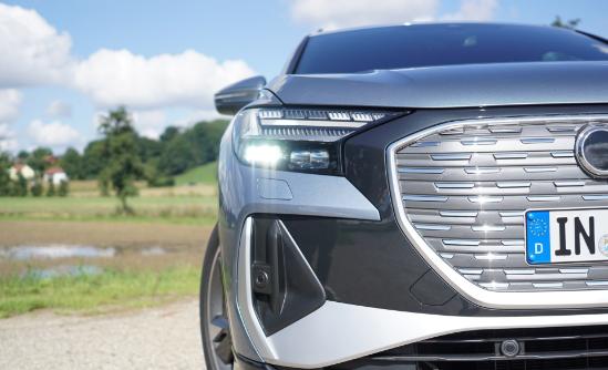 海外试驾奥迪首款电动紧凑型SUV Q4 e-tron，销量就靠它了