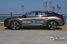 东风雪铁龙-凡尔赛C5 X-1.6T 耀不凡