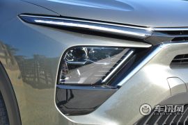 东风雪铁龙-凡尔赛C5 X-1.6T 耀不凡