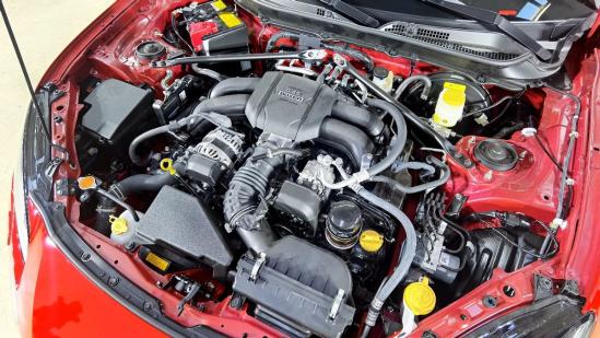 日系平民小众跑车，换2.4L的全新丰田GR 86香吗？
