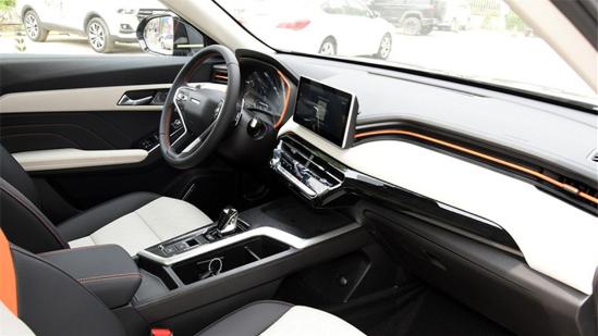 空间、动力都接近，哈弗赤兔只有“中等马”能赢MG ONE？