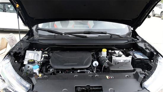 空间、动力都接近，哈弗赤兔只有“中等马”能赢MG ONE？